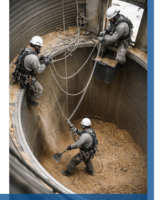 Чистка зерновых бункеров в Мариинске от 12238 р. | ВЫСОТНИК-Мрн